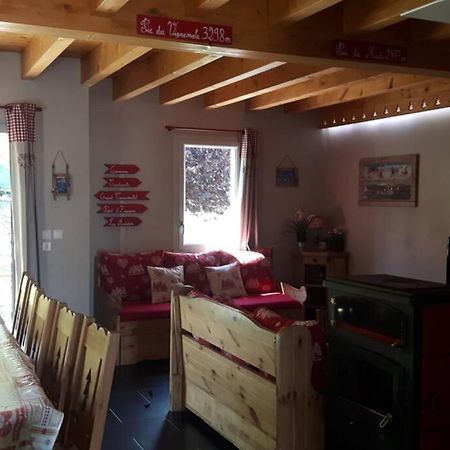 Chalet Toy Villa ลูซ-แซ็ง-โซเวอร์ ภายนอก รูปภาพ